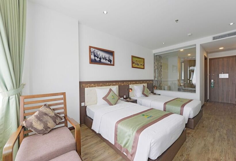 Deluxe room with river view, Ben Tre Riverside Resort