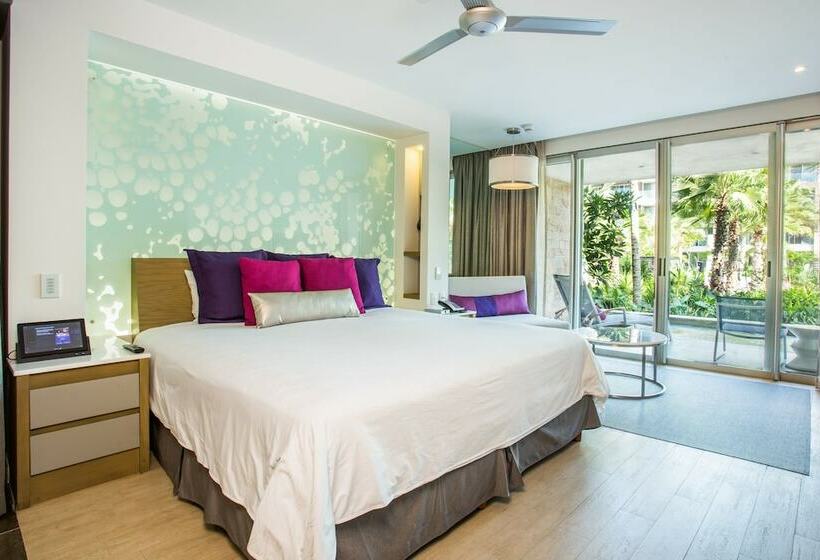 Junior Suite King Size Seng, Breathless Riviera Cancun Resort & Spa®  All Inclusive  Adults Only