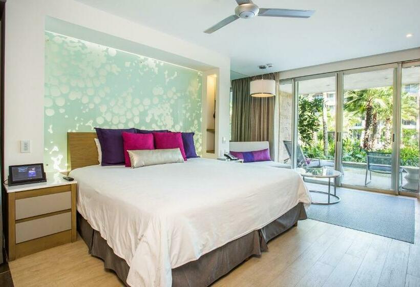 سوئیت جونیور با تخت بزرگ, Breathless Riviera Cancun Resort & Spa   Adults Only   All Inclusive
