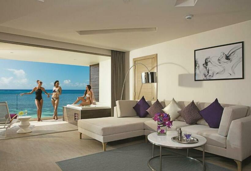 Master Room, Breathless Riviera Cancun Resort & Spa®  All Inclusive  Adults Only