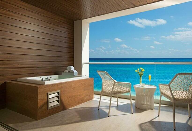 Club Junior Suite Sea View, Breathless Riviera Cancun Resort & Spa®  All Inclusive  Adults Only