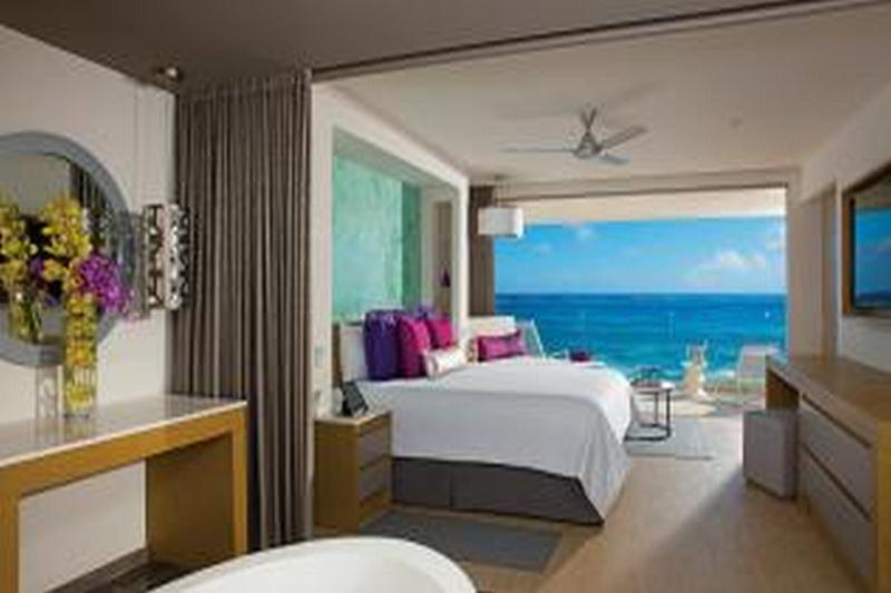 سوییت جونیور کلاب, Breathless Riviera Cancun Resort & Spa   Adults Only   All Inclusive