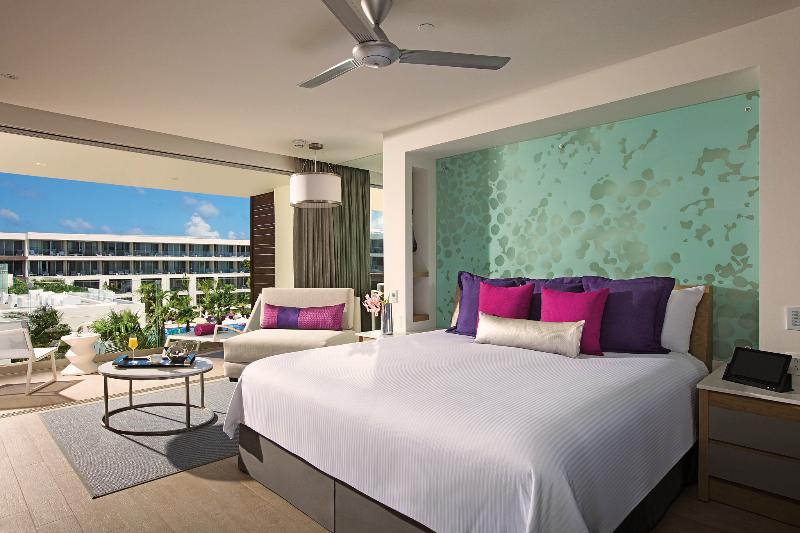 سوئیت جونیور پریمیوم با چشم‌انداز دریا, Breathless Riviera Cancun Resort & Spa®  All Inclusive  Adults Only