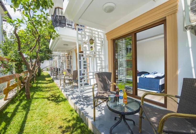 اتاق استاندارد, Amore Hotel Teki̇rova