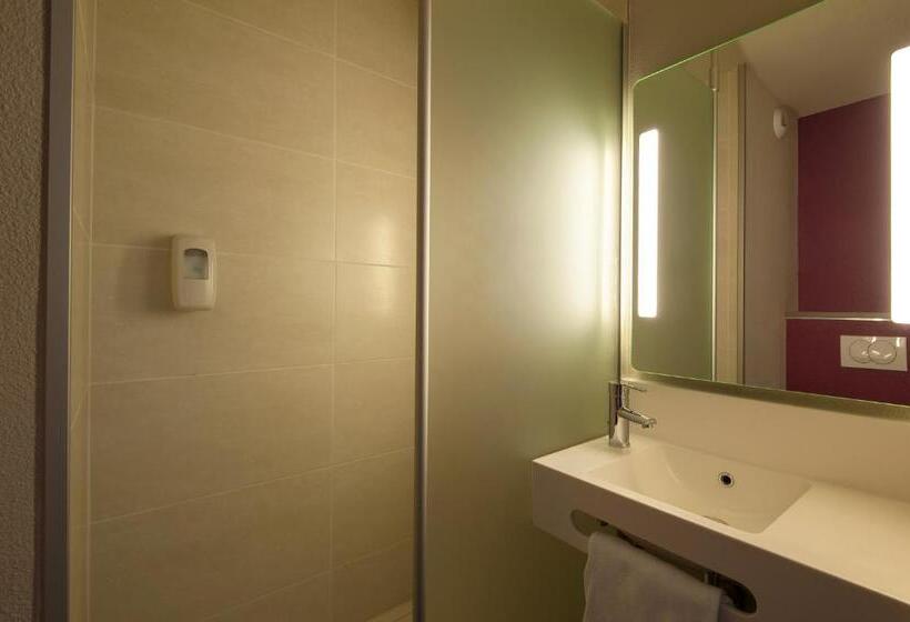 اتاق استاندارد چهار تخته, B&b Hotel Lyon Ouest Tassin