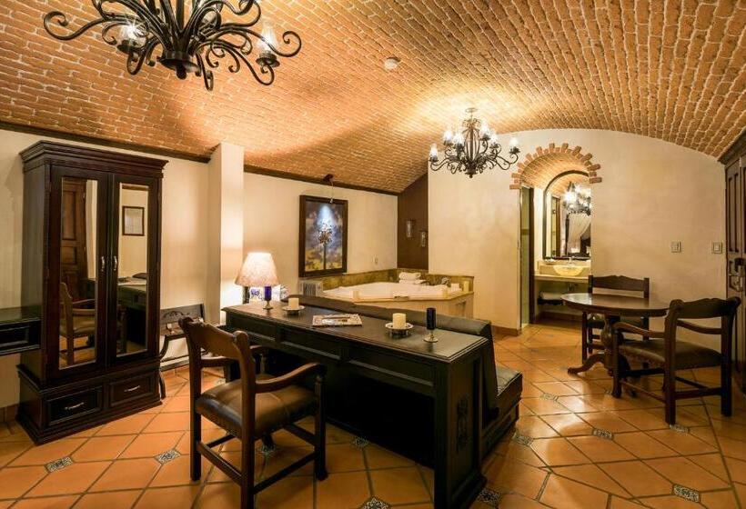 سوییت جونیور, Casona Maria