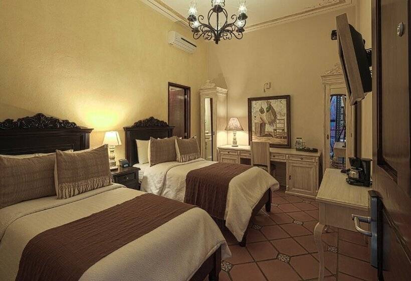 اتاق لوکس, Casona Maria