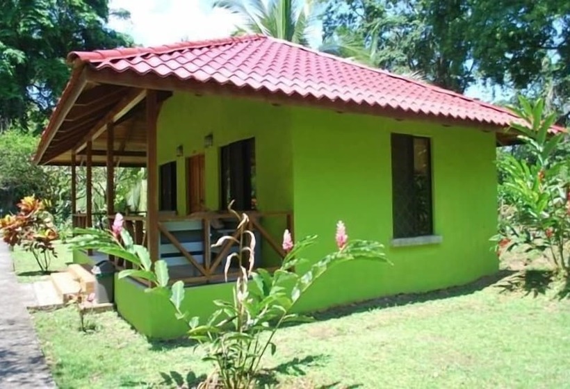 کلبه ییلاقی, El Pizote Lodge