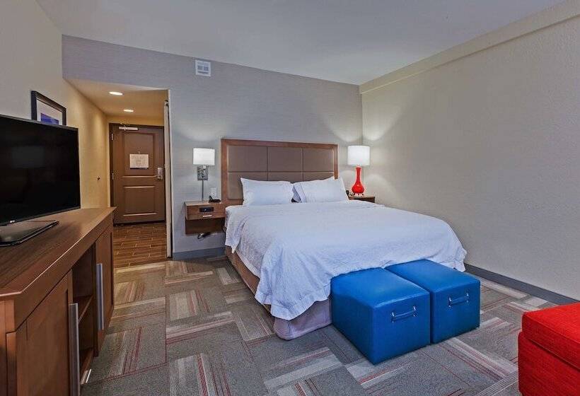 اتاق استاندارد با تخت بزرگ, Hampton Inn & Suites Claremore