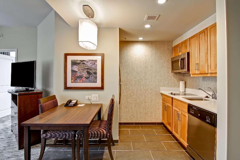 سوئیت با تخت بزرگ, Homewood Suites By Hilton Seattleissaquah