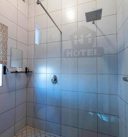 اتاق سوپریور, N1 Hotel Samora Machel Harare