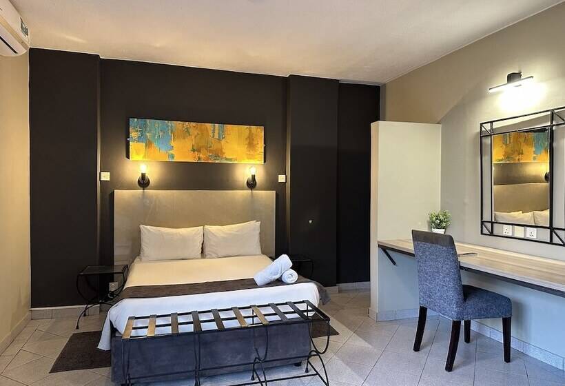 اتاق لوکس, N1 Hotel Samora Machel Harare