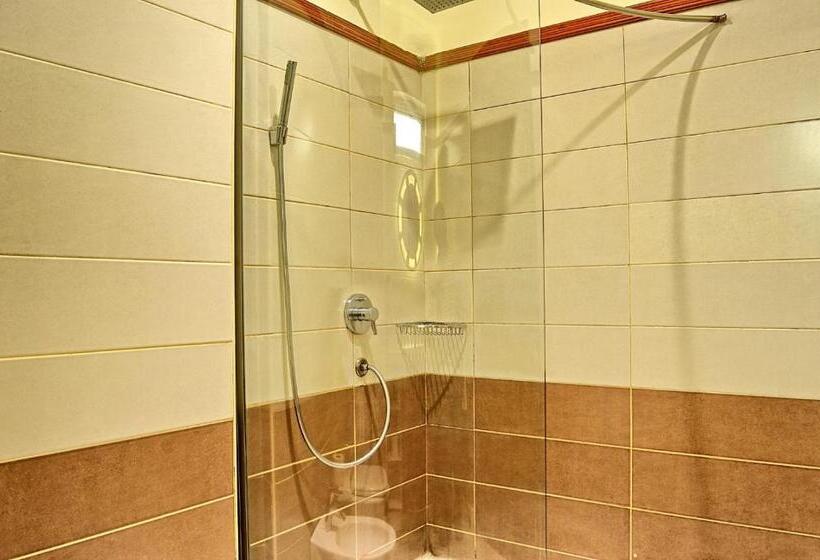 اتاق استاندارد با تخت بزرگ, Sovereign
