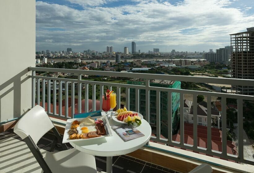 سوییت خانوادگی, Mekongview 1 Condotel