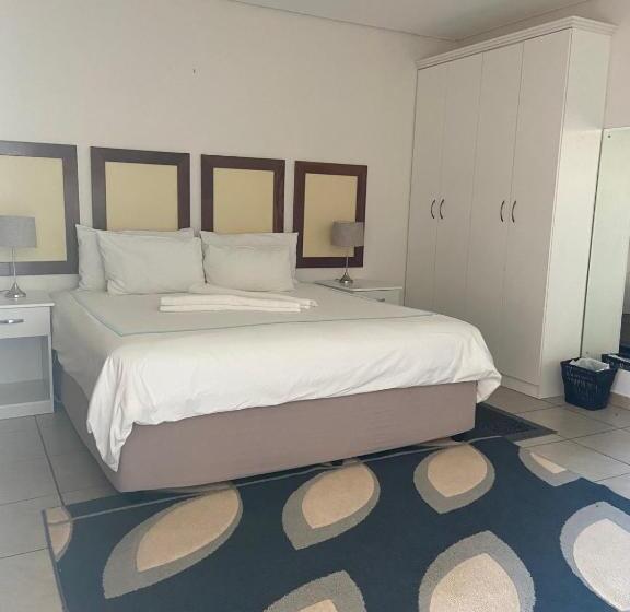اتاق استاندارد با تخت بزرگ برای معلولان, Botleng Guest House