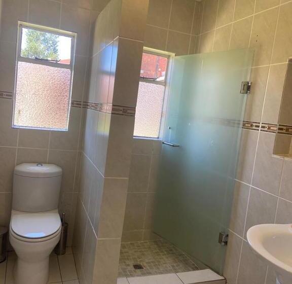 اتاق استاندارد, Botleng Guest House