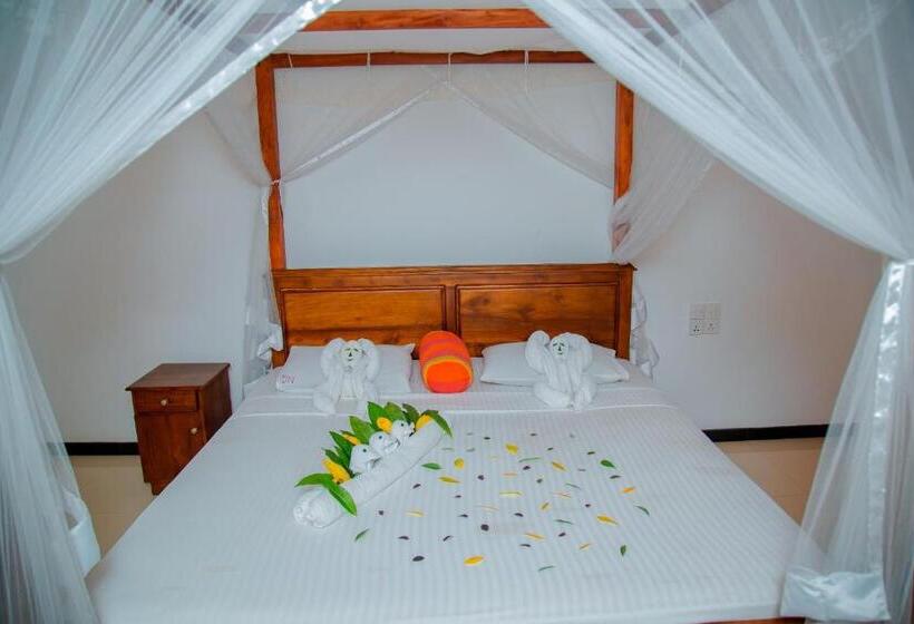 سوئیت با بالکن, Rockery Villa Ayurveda