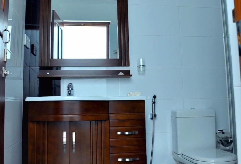 اتاق لوکس با بالکن, Rockery Villa Ayurveda