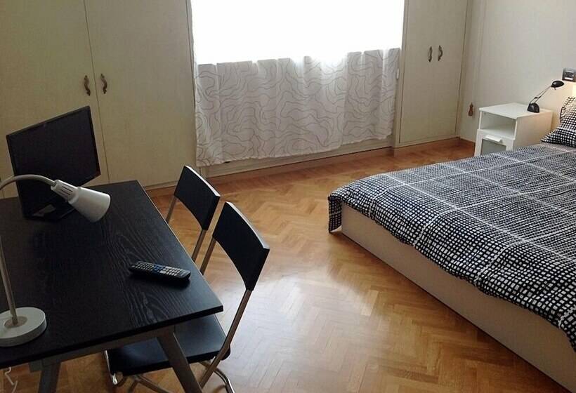 اتاق استاندارد با سرویس بهداشتی مشترک, Bologna Center Town