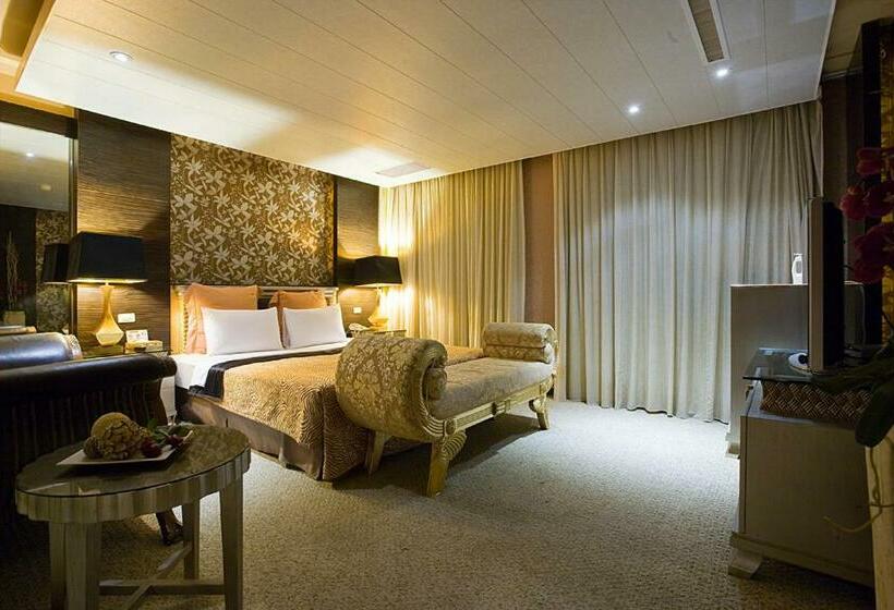 اتاق لوکس, Crystal Business Motel