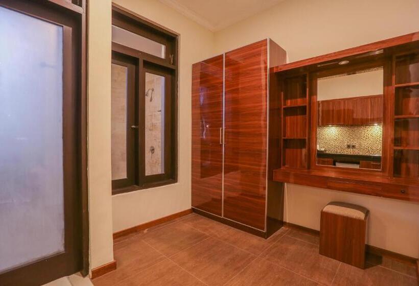 سوییت لوکس, Argya Santi Resort