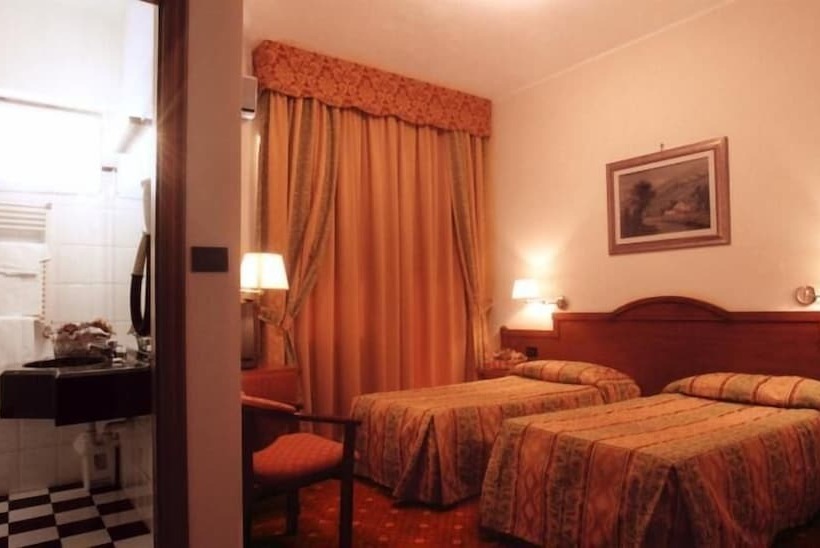 اتاق استاندارد, Cinzia Ristorante Christian E Manuel