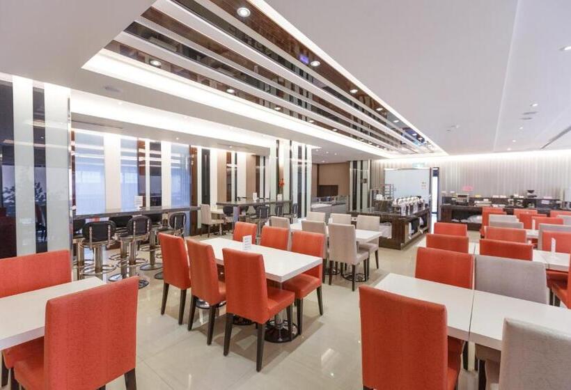 اتاق استاندارد چهار تخته, 宜都大飯店 Idol