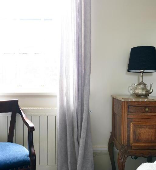 디럭스 룸, Albert Hotel Daylesford