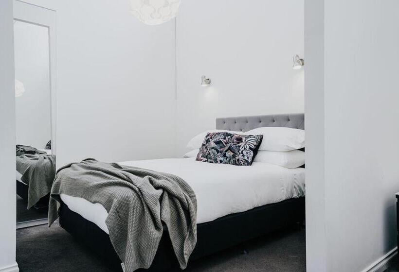 패밀리 스위트, Albert Hotel Daylesford