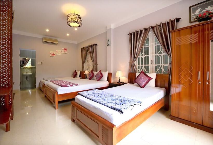 اتاق خانوادگی با چشم‌انداز باغ, Green Garden Homestay