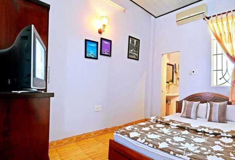 اتاق خانوادگی با چشم‌انداز باغ, Green Garden Homestay