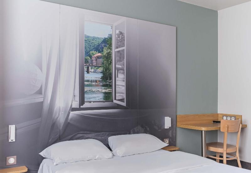 اتاق استاندارد سه نفره, B&b Hotel Besançon Chateaufarine