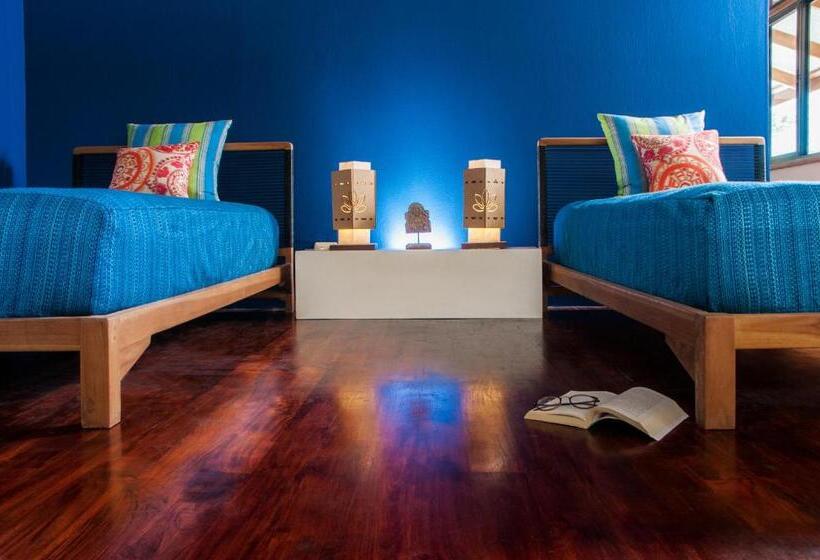 سوئیت با تخت بزرگ, Blue Osa Beach Resort & Spa
