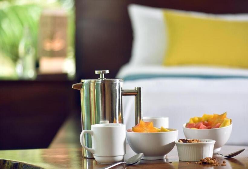 بانگلوی لوکس, Blue Osa Beach Resort & Spa