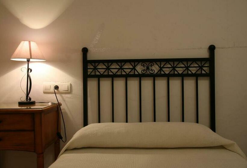 Standard Single Room, Pension San Joaquin