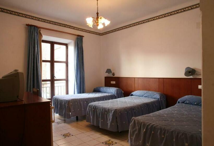 Quarto Triplo Standart, Pension San Joaquin