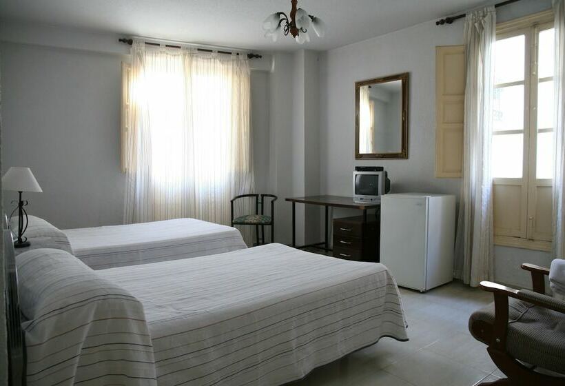 Standard Quadruple Room, Pension San Joaquin