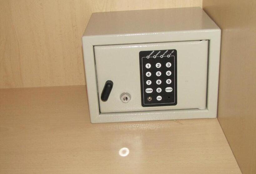اتاق کلاسیک چهارنفره, Scaranò