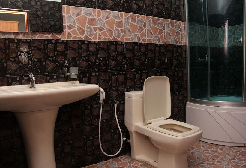 اتاق لوکس, Shanith Guesthouse Negombo