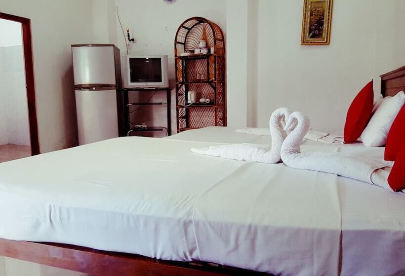 اتاق لوکس, Shanith Guesthouse Negombo