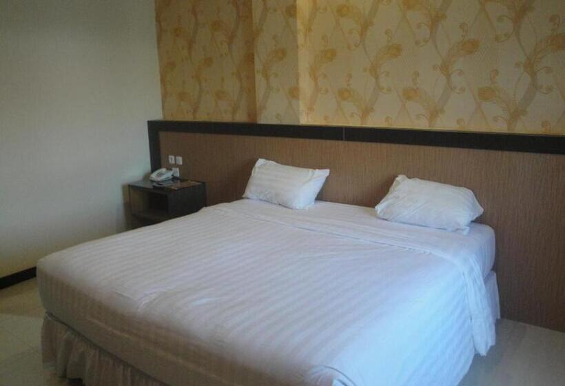 اتاق سوپریور, Sylvia Hotel Maumere