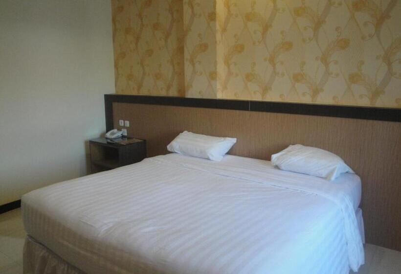 اتاق سوپریور, Sylvia Hotel Maumere