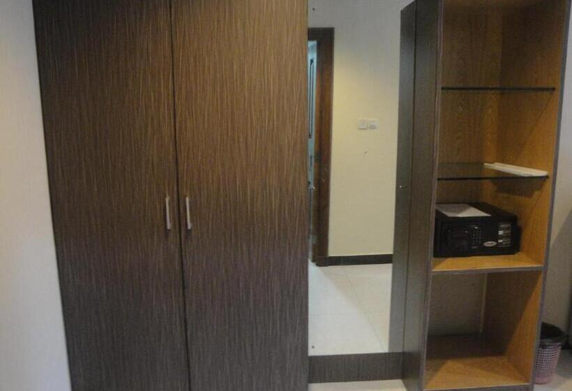 اتاق لوکس, Sylvia Hotel Maumere