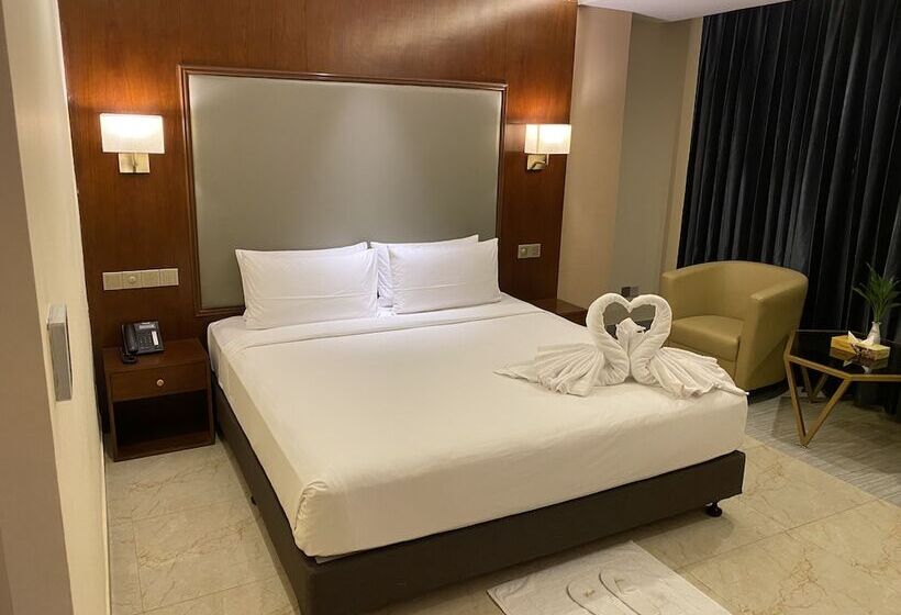 اتاق لوکس یک تخته, Tower Inn