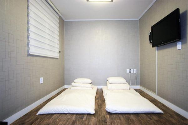 スタンダードルーム, Crib 49 Guesthouse   Foreigner Only