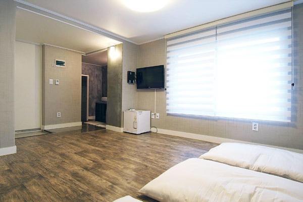 スタンダードトリプルルーム, Crib 49 Guesthouse   Foreigner Only