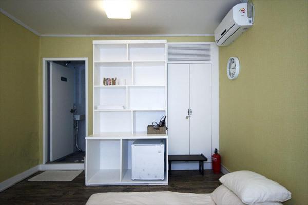 スタンダードルーム, Crib 49 Guesthouse   Foreigner Only