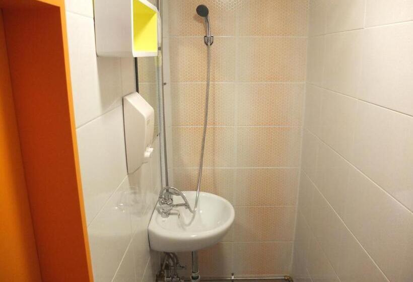 Quarto standard, Star Hostel Dongdaemun Suite