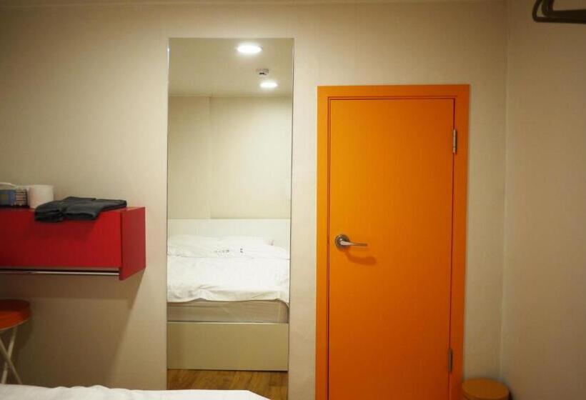 Quarto standard, Star Hostel Dongdaemun Suite