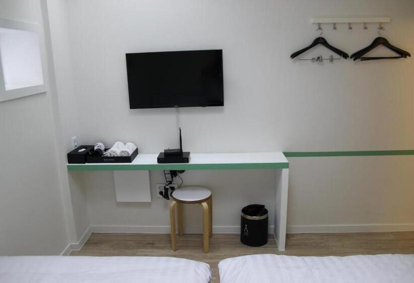 Quarto Triplo Standart, Star Hostel Dongdaemun Suite